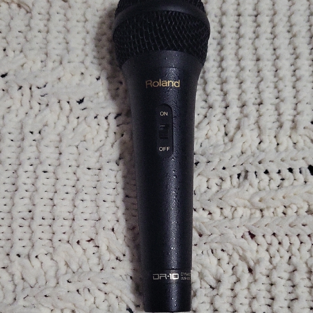 Roland DR-10 Black Microphone